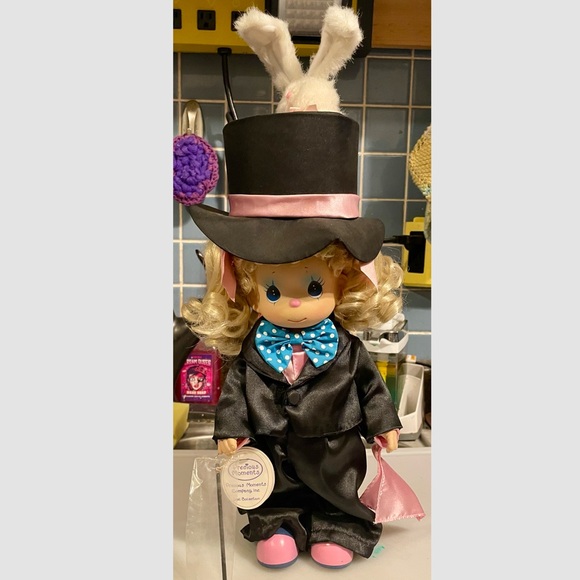Precious Moments Other - Precious moments Mandy the magician Doll